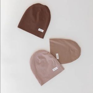 Lot of two KINDLY Jersey beanies